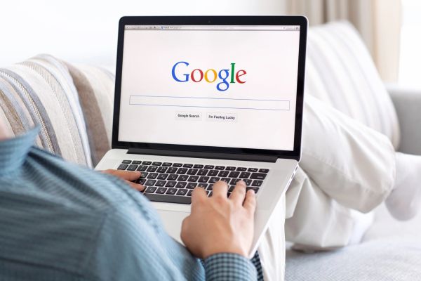 Veja os dados armazenados pelo Google sobre suas atividades online 